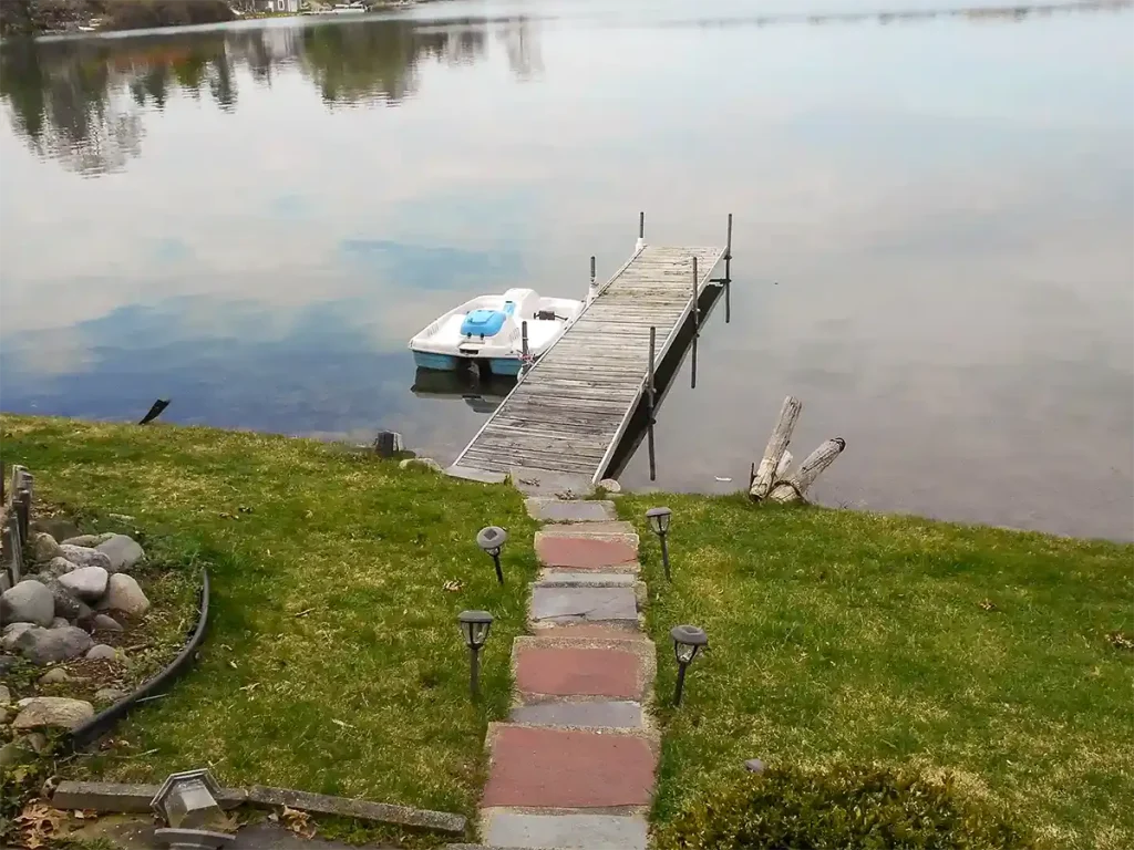 Seasonal dock installation